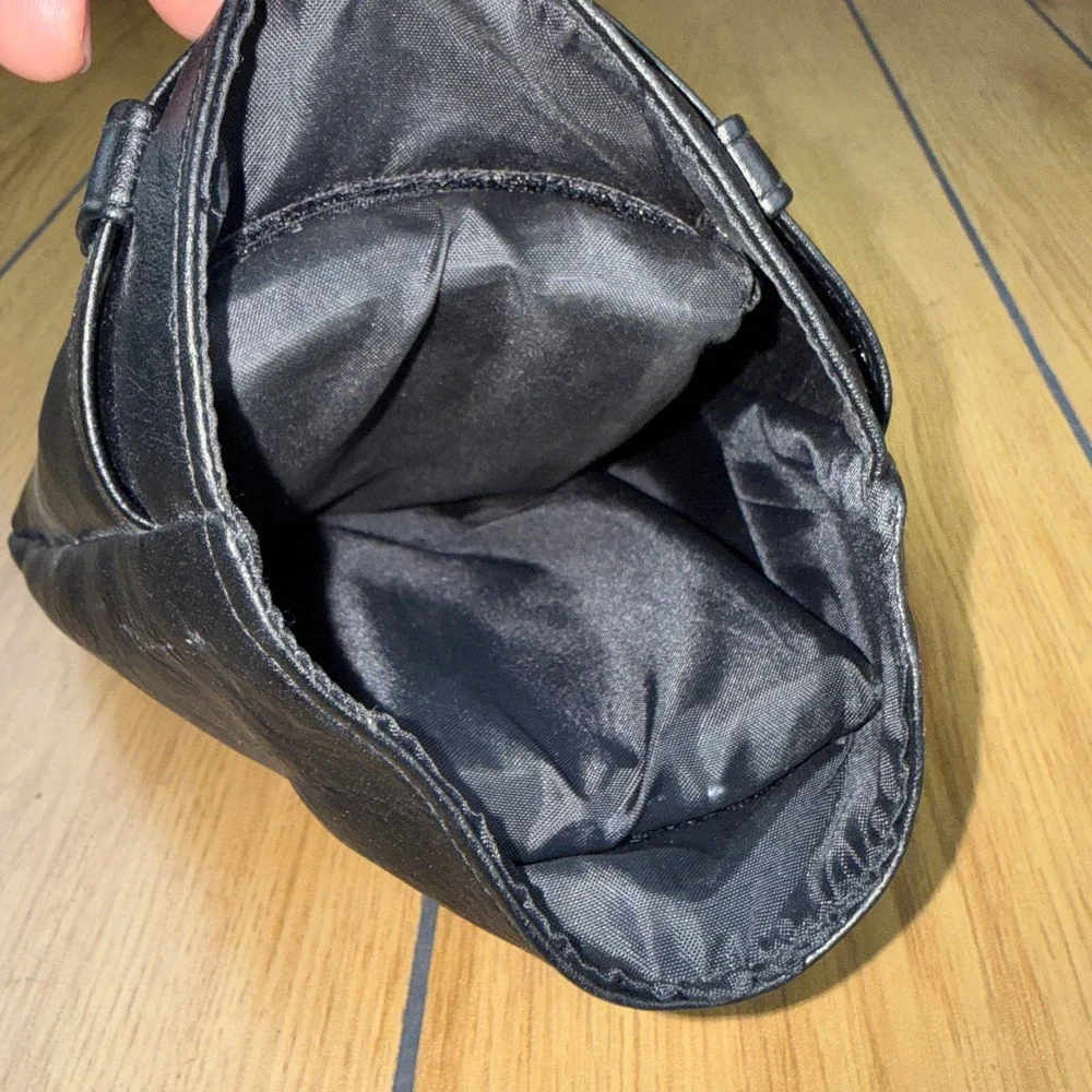 Vintage Biker Leather Jacket Wine Bottle Cooler Sleeve with Freezing Elements
